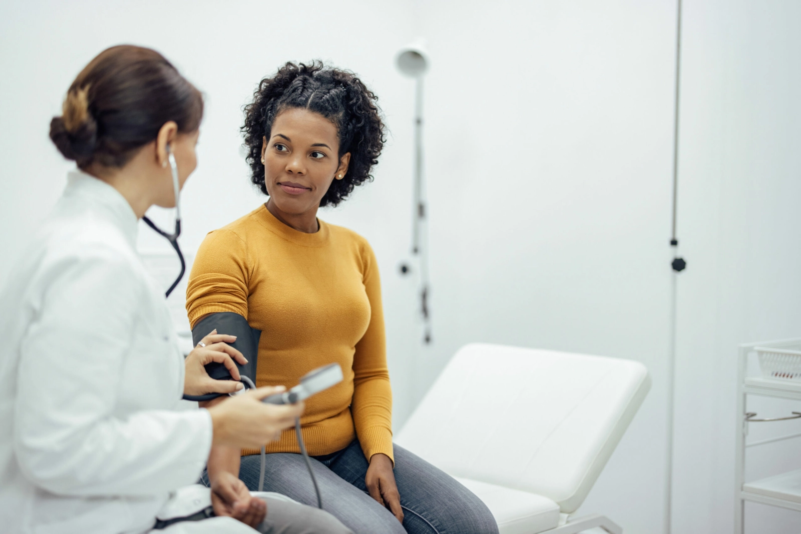 patient talking with doctor