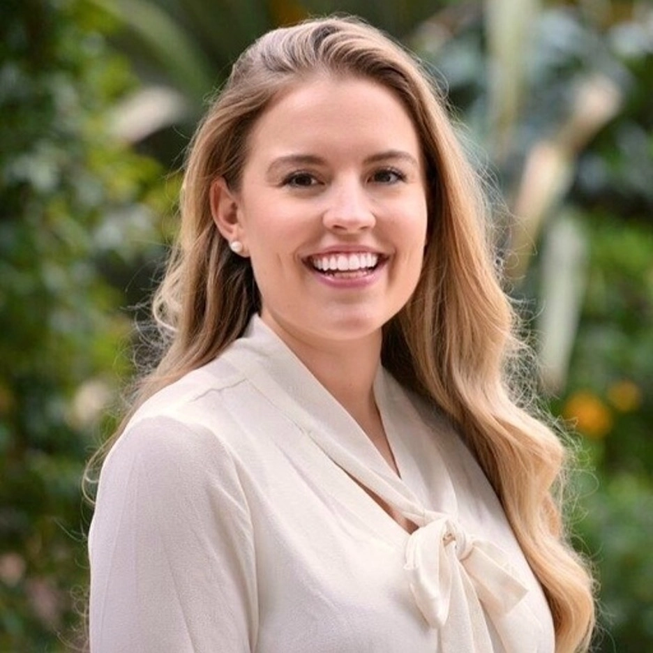Rachel Urbis headshot